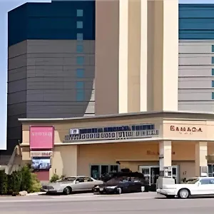 4* Otel Tower At Fallsview